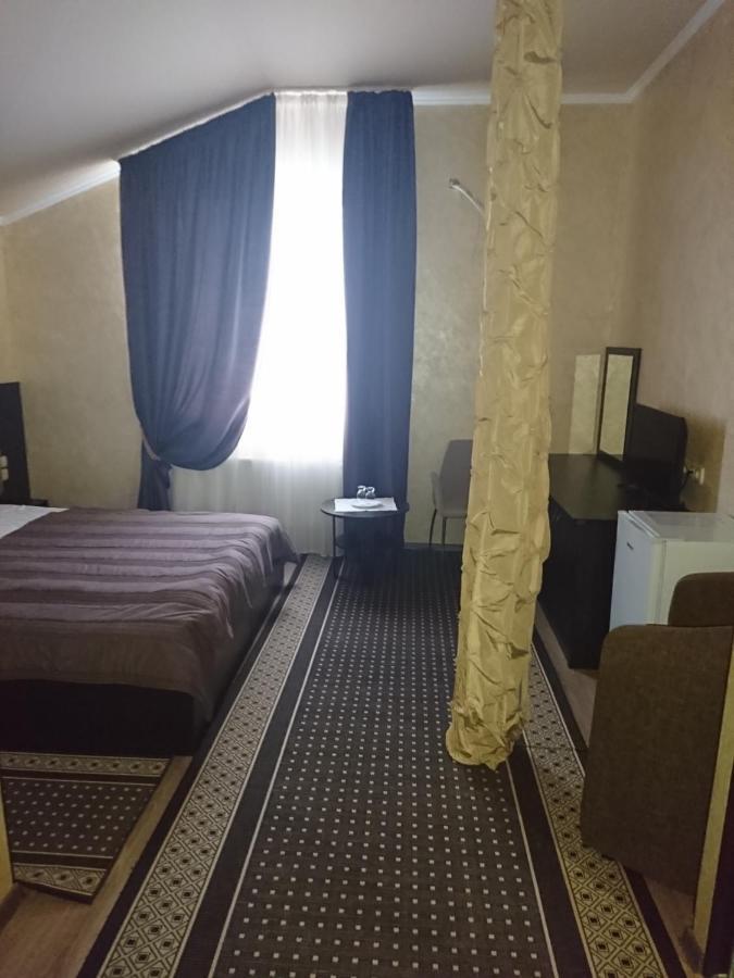 Mishel Plus Hotel Kharkiv Exterior photo