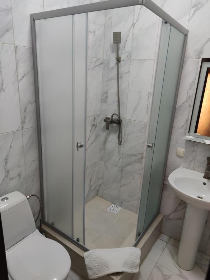 Mishel Plus Hotel Kharkiv Exterior photo